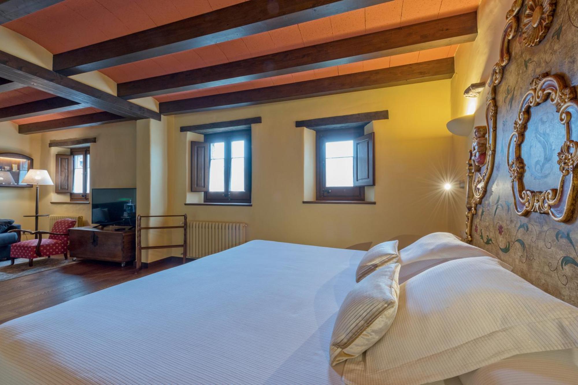 Hotel Cal Sastre Santa Pau Phòng bức ảnh