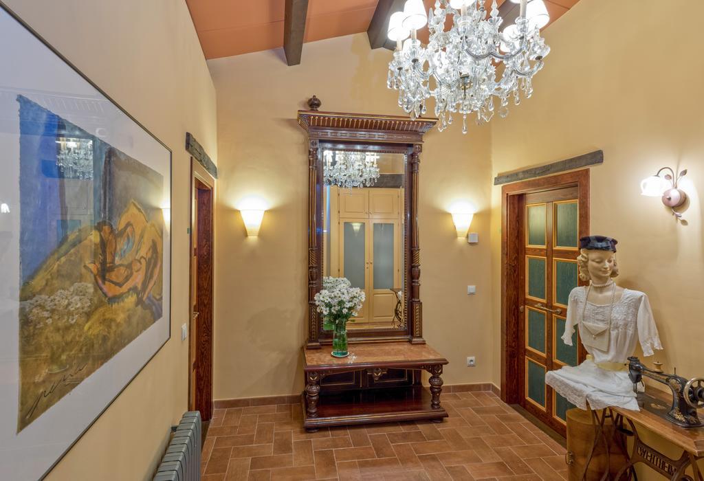Hotel Cal Sastre Santa Pau Ngoại thất bức ảnh